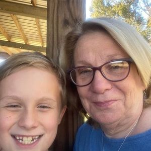 Meet your Posher, Robin